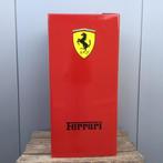 Kartonnen reclamebox FERRARI, Ophalen, Ferrari