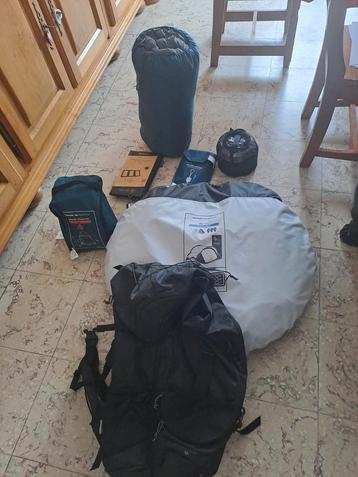 tente + kit de randonnée, Enlèvement ou Envoi, Neuf