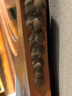 Kapper tafel/ mecup tafel, Enlèvement