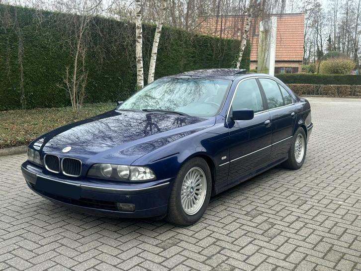Bmw e39 523i oldtimer, Autos, BMW, Particulier, Toit ouvrant, Électrique, Boîte manuelle, Cuir, Enlèvement