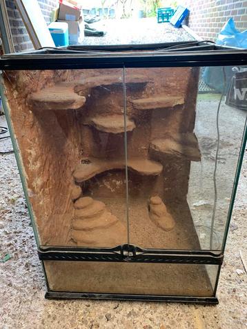 Exo terre terrarium beschikbaar voor biedingen