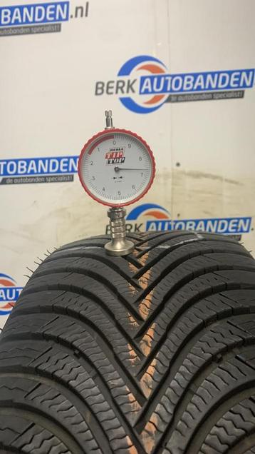 2x Michelin Alpin 4 215/50 R17 95V XL 215/50/17 2155017 (Pri beschikbaar voor biedingen