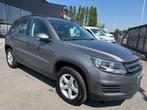 Volkswagen Tiguan 1.4 benzine ohboek open dak navi, Auto's, Euro 5, Stof, Zwart, 4 cilinders