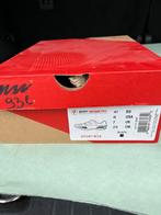 Chaussures specialized 41, Sports & Fitness, Comme neuf, Chaussures