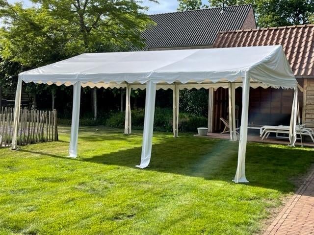 Partytenten 5m breed te huur, Jardin & Terrasse, Tonnelles, Utilisé, Tente de réception, 2 mètres ou plus, 4 à 6 mètres, Enlèvement