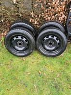 4 Pneus neige (2 neuf 2 légèrement usé), Autos : Pièces & Accessoires, Pneus & Jantes, Enlèvement, Pneus hiver, Pneu(s)