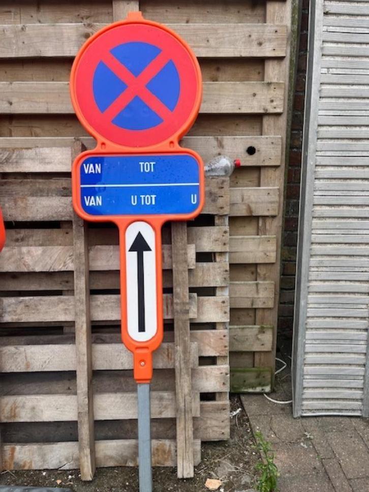 Verkeersbord - Tijdelijk verbod stil te staan en te parkeren, Doe-het-zelf en Bouw, Gereedschap | Handgereedschap, Zo goed als nieuw