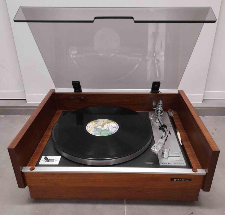 SANYO collectors item zelden of nooit aangeboden, Audio, Tv en Foto, Platenspelers, Zo goed als nieuw, Platenspeler, Ophalen of Verzenden