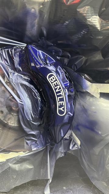 Remklauwen spuiten 2k blanke lak+ sticker Fabrieks amg rs m beschikbaar voor biedingen