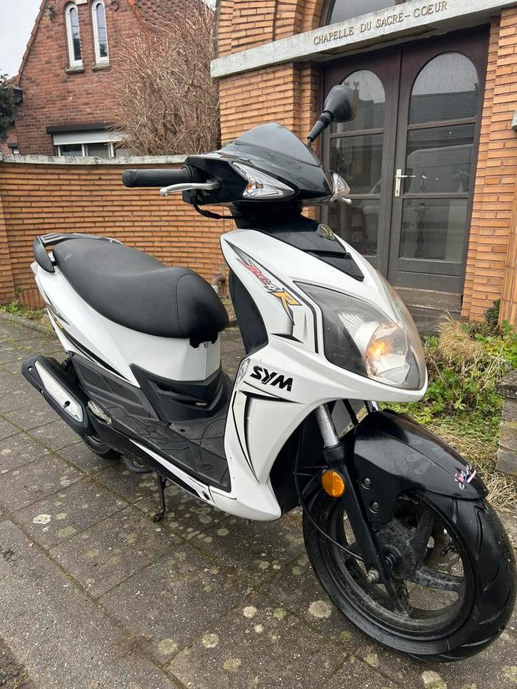 Scooter sym jet 4r classe A, Vélos & Vélomoteurs, Scooters | Kymco, Comme neuf, Enlèvement