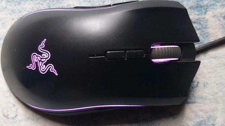 Razer Mamba Elite gamingmuis – kleine imperfecties, Computers en Software, Muizen, Zo goed als nieuw, Muis, Rechtshandig, Bedraad