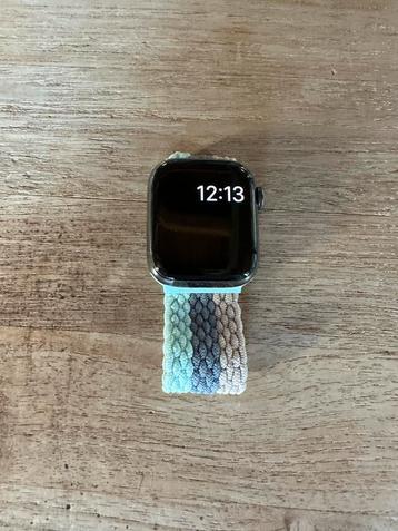 Apple watch 7 RVS 41mm (cellular) beschikbaar voor biedingen