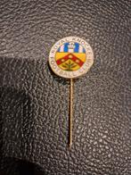 Pin Royal Knocke Football club, Collections, Enlèvement ou Envoi, Neuf