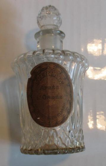 flacon de parfum en cristal rare Guerlain Apres l'Ondée