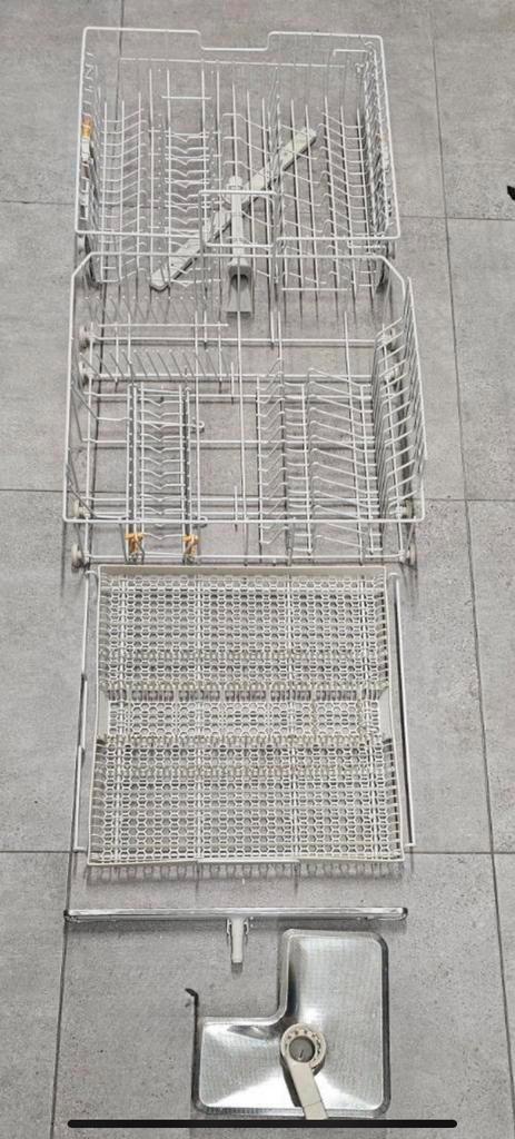 Wasmanden , sproeiarm , besteklade van miele, Elektronische apparatuur, Onderdelen en Toebehoren, Zo goed als nieuw, Ophalen of Verzenden