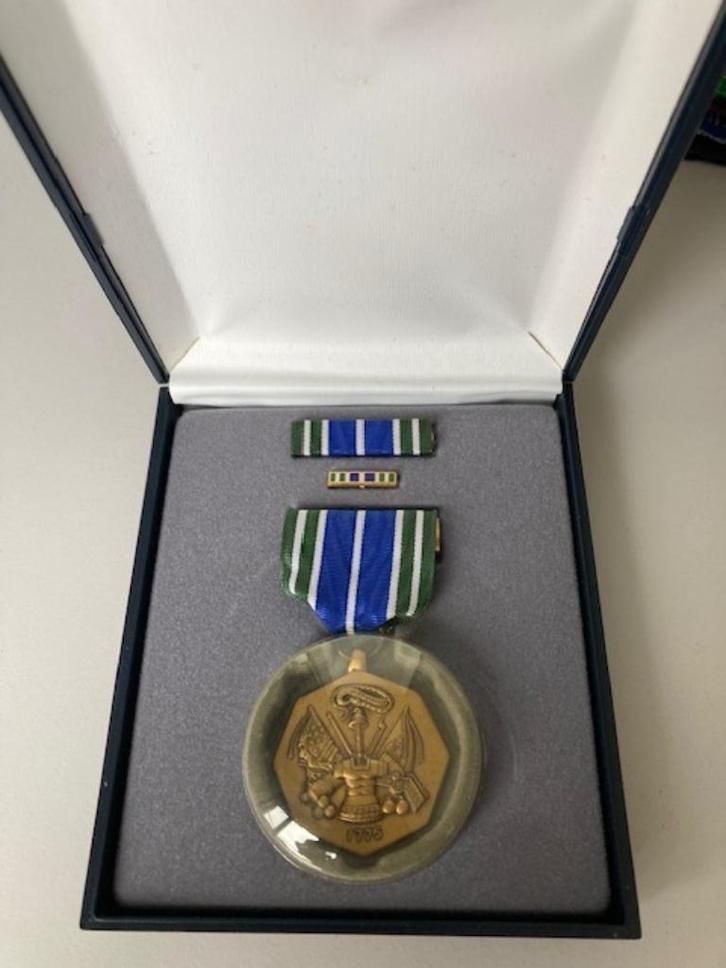 Medaille van de Voltooiing van het Amerikaanse leger -, Verzamelen, Militaria | Algemeen, Overige soorten, Lintje, Medaille of Wings