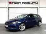 Opel Astra Astra Sports Tourer 1.5 Turbo D CAM*CARPLAY*LEDER, 122 pk, Gebruikt, Blauw, https://public.car-pass.be/vhr/aa46c267-7fe2-4c5b-8ebf-2531348e643f