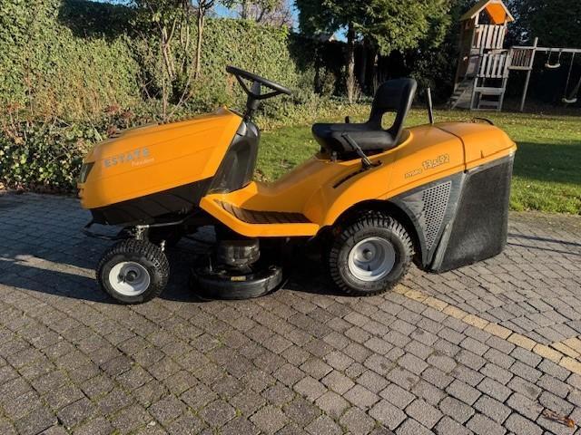 Stiga Estate President Estate (92 cm) met krik en beluchter, Tuin en Terras, Zitmaaiers, Gebruikt, 90 tot 120 cm, Elektrische starter