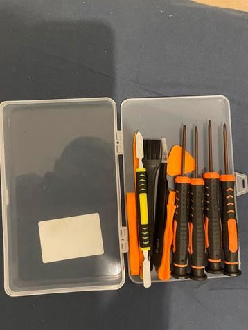 Precisie-gereedschapsset — reparatie van smartphone/pc beschikbaar voor biedingen