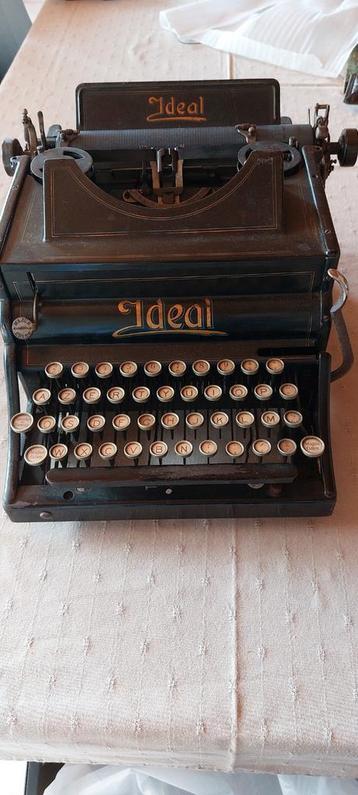 Ideal antieke typemachine beschikbaar voor biedingen