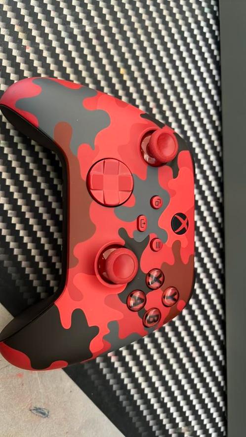 Xbox séries x/ s contrôler Red Camo edition, Games en Spelcomputers, Spelcomputers | Xbox | Accessoires, Zo goed als nieuw, Xbox One