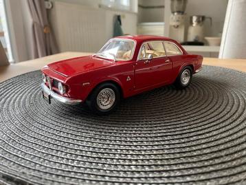 Alfa Romeo GT Junior 1750 (Road Legends), Enlèvement ou Envoi, Utilisé, Voiture, Autres marques