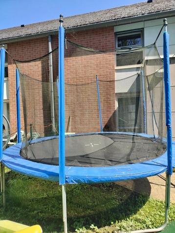 trampoline  beschikbaar voor biedingen