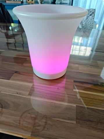 Seau a glace  beschikbaar voor biedingen