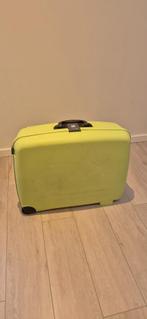2 reiskoffers Delsey, Ophalen, Gebruikt, Hard kunststof, Slot