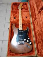 Fender stratocaster 1977, Muziek en Instrumenten, Ophalen of Verzenden, Zo goed als nieuw, Fender