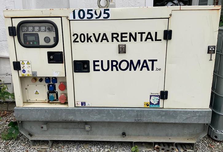 Stille dieselgenerator, Doe-het-zelf en Bouw, Aggregaten, Zo goed als nieuw, Dieselolie, 10 tot 30 kVA, Elektrisch startend, Geluidgedempt