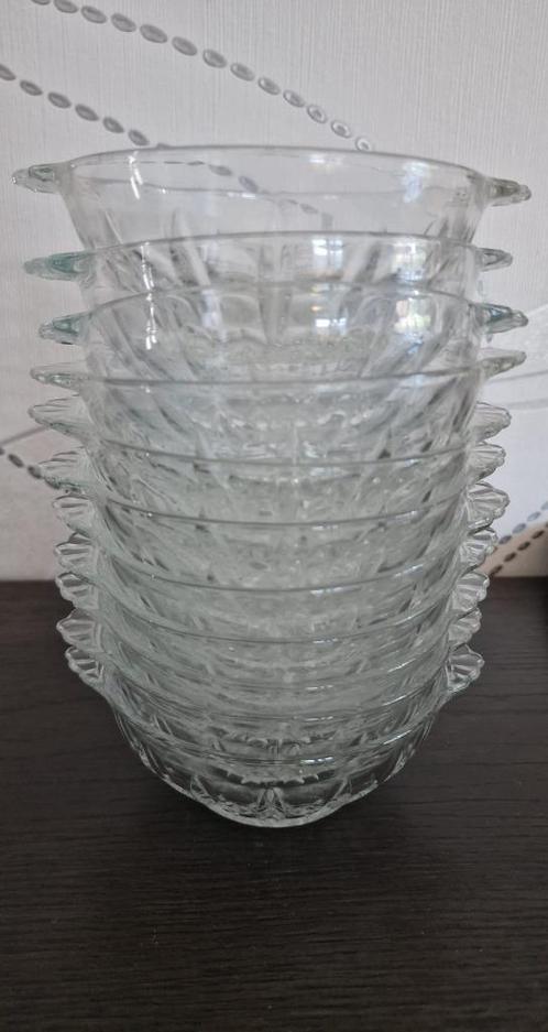 Set van 11 vintage Franse glazen schaaltjes, Antiek en Kunst, Antiek | Glaswerk en Kristal, Ophalen of Verzenden