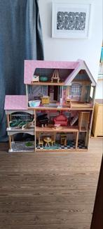 Houten poppenhuis, Ophalen, Zo goed als nieuw, Accessoires