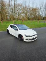 VW scirocco rline 2.0 TDI, Auto's, Volkswagen, Voorwielaandrijving, Stof, Parkeersensor, 4 cilinders