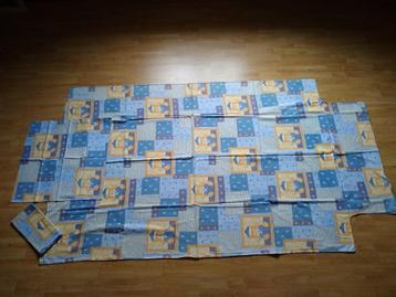 2 dekbedovertrekken 1 persoon met kussensloop beschikbaar voor biedingen