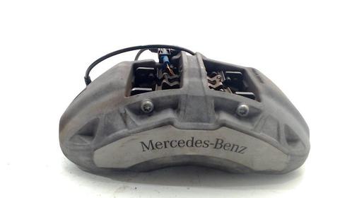 REMKLAUW RECHTS VOOR Mercedes-Benz C (W206) (A2064218000), Auto-onderdelen, Remmen en Aandrijving, Mercedes-Benz, Gebruikt
