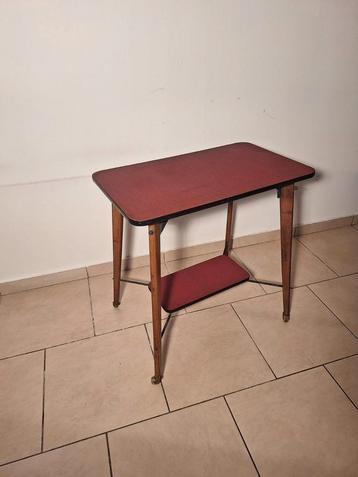 Desserte vintage sur roulette  beschikbaar voor biedingen