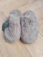Pantoufles Snug Leaves pour femmes | douces | nouvelles, Vêtements | Femmes, Chaussures, Neuf, Gris, Enlèvement ou Envoi, Snug Leaves