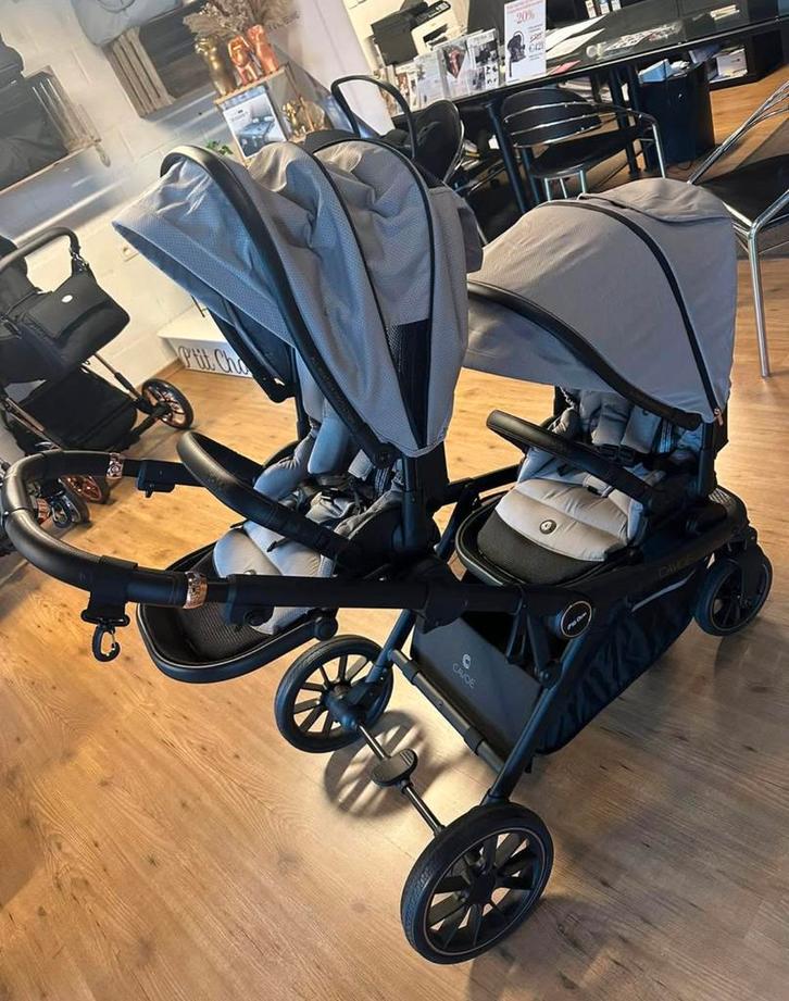 Duo tweeling koets, Kinderen en Baby's, Buggy's, Zo goed als nieuw, Regenhoes, Ophalen of Verzenden