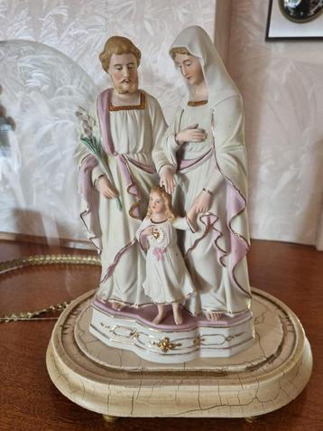 H Familie beschikbaar voor biedingen