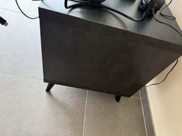 Tv meubelkast beschikbaar voor biedingen