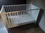 Babybed + matras + donsdeken + lakentjes, Kinderen en Baby's, Ophalen, Zo goed als nieuw, Minder dan 140 cm, Matras