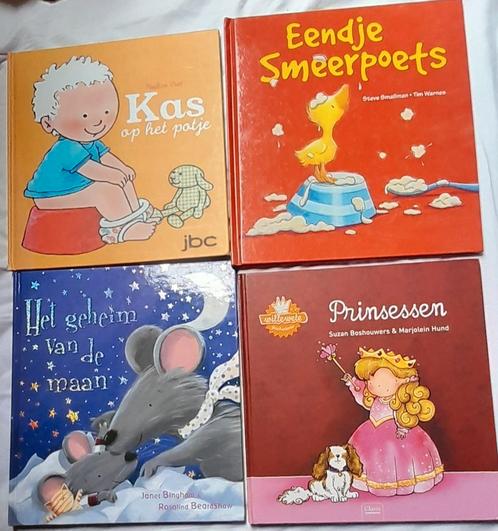 4 voorleesverhalen, Boeken, Kinderboeken | Baby's en Peuters, Zo goed als nieuw, Ophalen of Verzenden