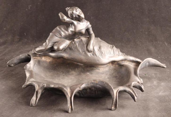 Fraaie tinnen Art Nouveau schaal, Antiek en Kunst, Antiek | Tin, Ophalen of Verzenden