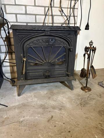 Fonte hout kachel beschikbaar voor biedingen