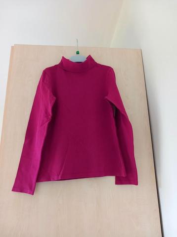 Paarse/donkerroze sous-pull maat 134/140, als nieuw beschikbaar voor biedingen