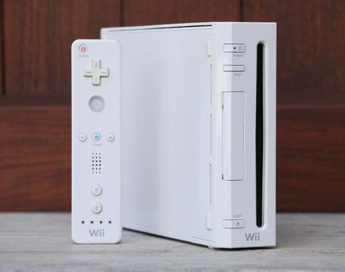 Nintendo Wii + Controller, Nunchuck (compleet), Games en Spelcomputers, Games | Nintendo Wii, Zo goed als nieuw, Ophalen