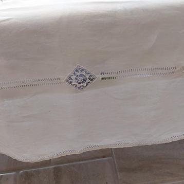 Antiek tafelkleed - 3m30 x 1m70 0 beschikbaar voor biedingen