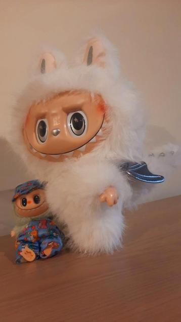 Grote Labubu "Angel in the Clouds", limited edition. beschikbaar voor biedingen