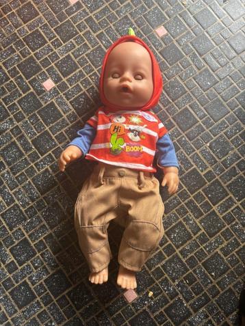 Baby born pop beschikbaar voor biedingen